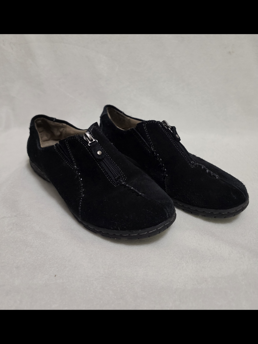 Naturalizer Black Suede Leather Zip Loafers Women's Size 7.5 M Flat Comfort